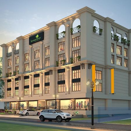 Lemon Tree Hotel Силигури Экстерьер фото